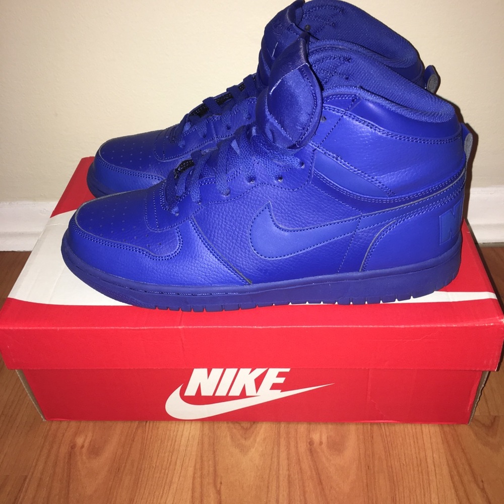Size 10.5 Nike Dunks NEW!!!